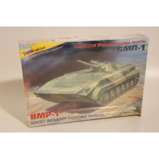 BMP-1 SOVIET INFANTRY FIGHTING VEHICLE